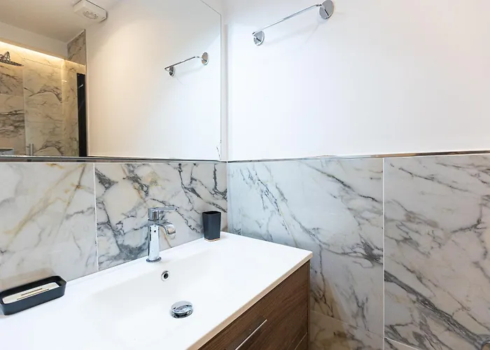 בית הארחה Luxury Near St Peter רומא
